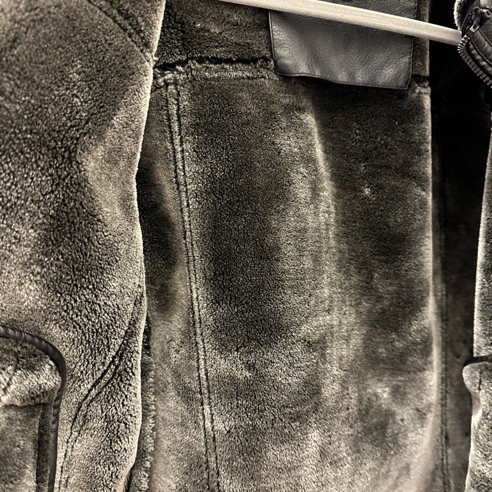 Calvin Klein Men’s black Faux leather faux fur grey jacket size Medium - Picture 3 of 15